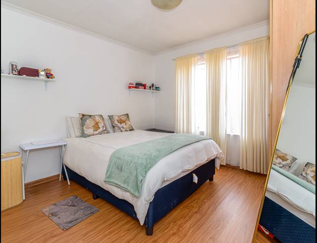 4 BEDROOM HOUSE FOR SALE IN WATERFORD ESTATES